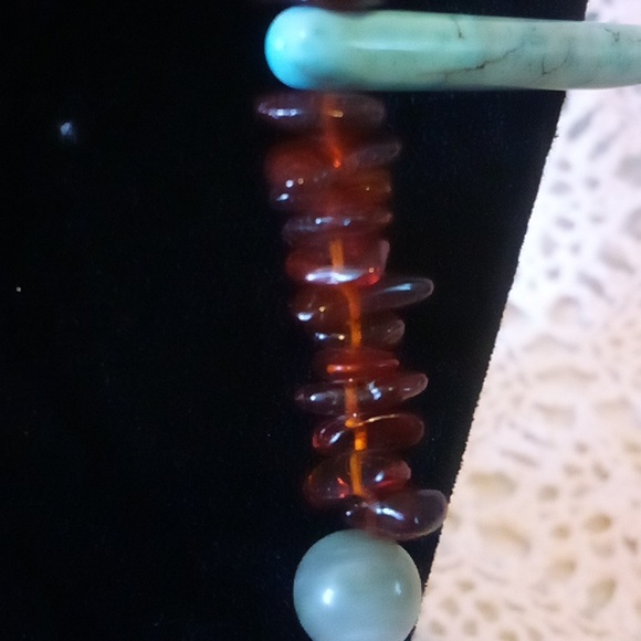 Turquoise, amber and malachite 8" necklace - southwestern Native made USA - Picture 5 of 9